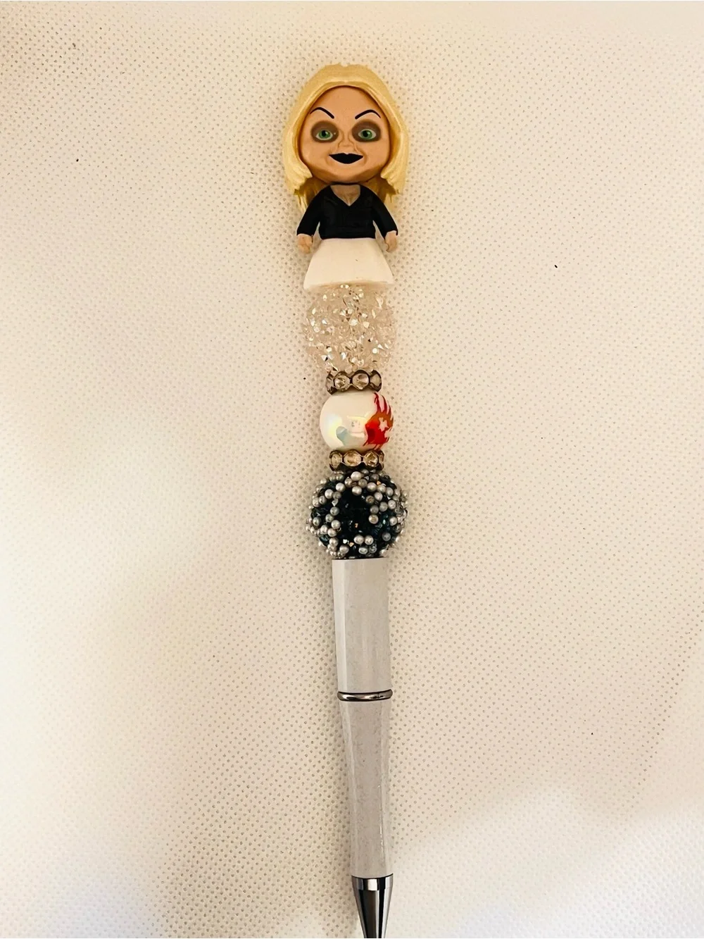 Beaded Tiffany Pen - White & Black